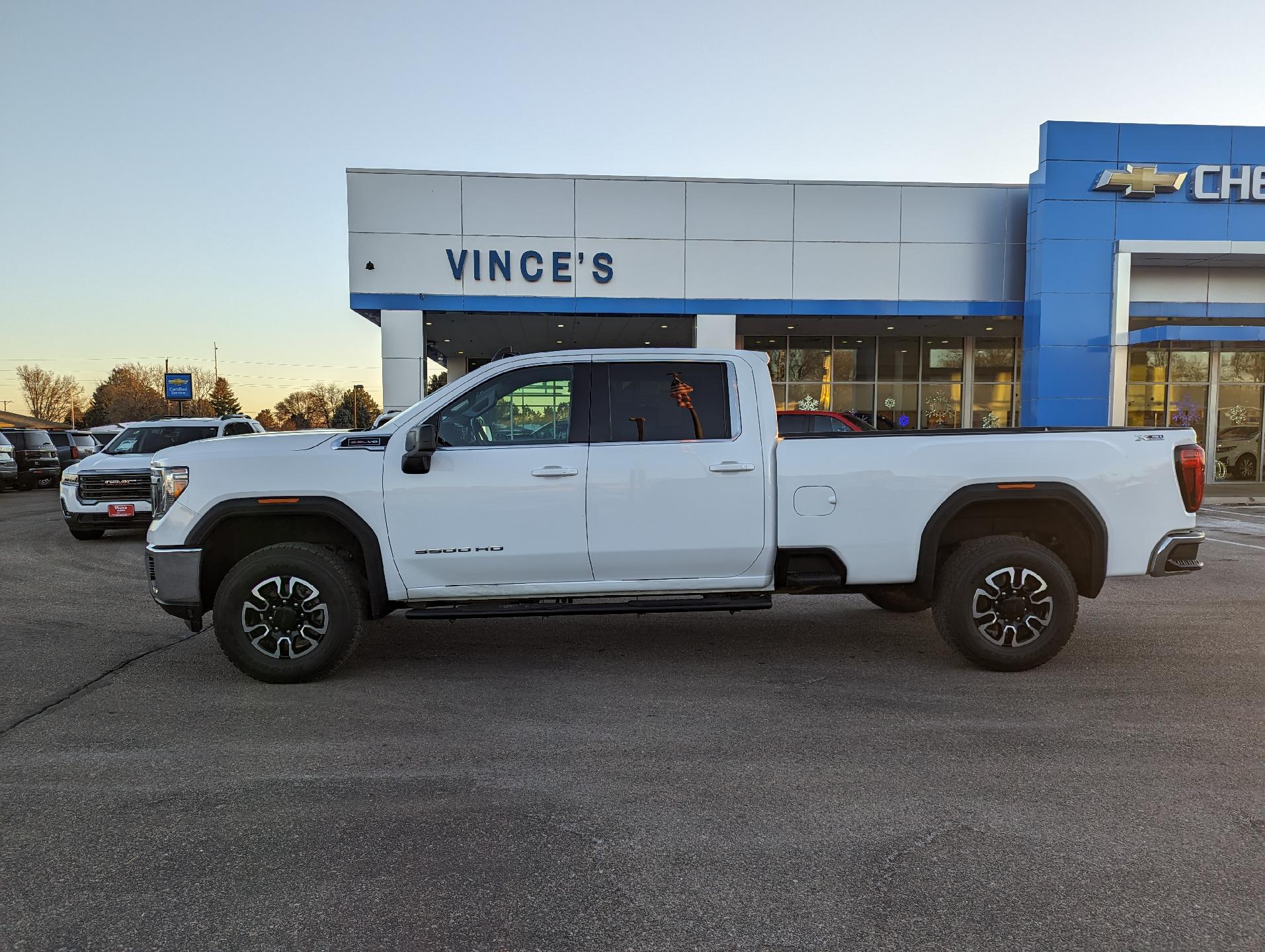 Used 2020 GMC Sierra 3500HD SLE with VIN 1GT49TE78LF201290 for sale in Burlington, CO