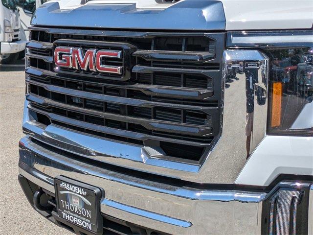 2024 GMC Sierra 2500 HD Vehicle Photo in PASADENA, CA 91107-3803