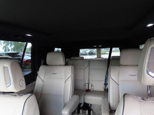 2023 Cadillac Escalade Vehicle Photo in DELRAY BEACH, FL 33483-3294