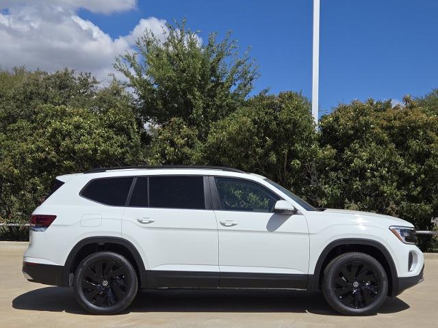 2024 Volkswagen Atlas Vehicle Photo in WEATHERFORD, TX 76087