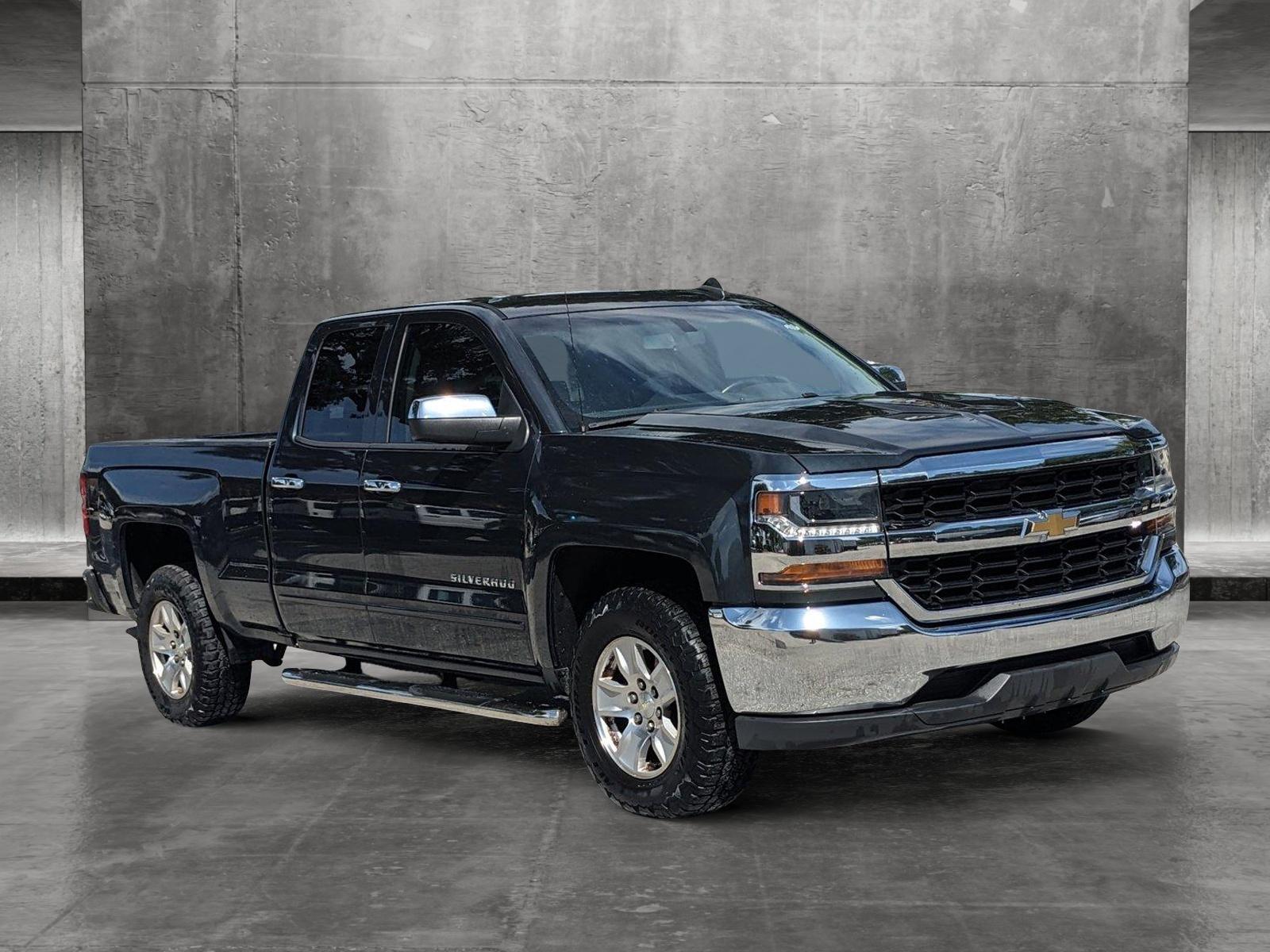 2018 Chevrolet Silverado 1500 Vehicle Photo in GREENACRES, FL 33463-3207