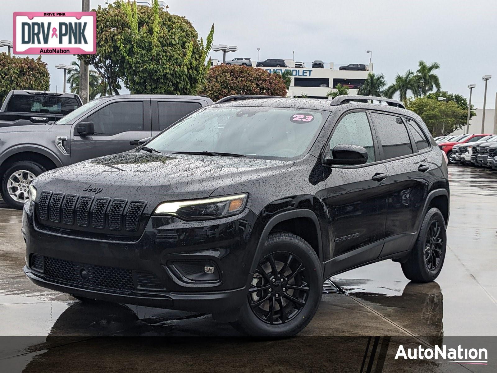 2023 Jeep Cherokee Vehicle Photo in MIAMI, FL 33172-3015