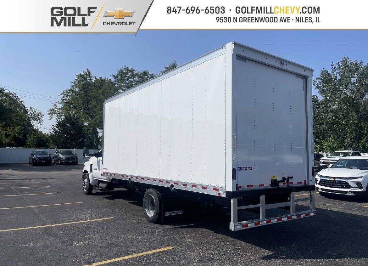 2022 Chevrolet Silverado Chassis Cab Vehicle Photo in Saint Charles, IL 60174