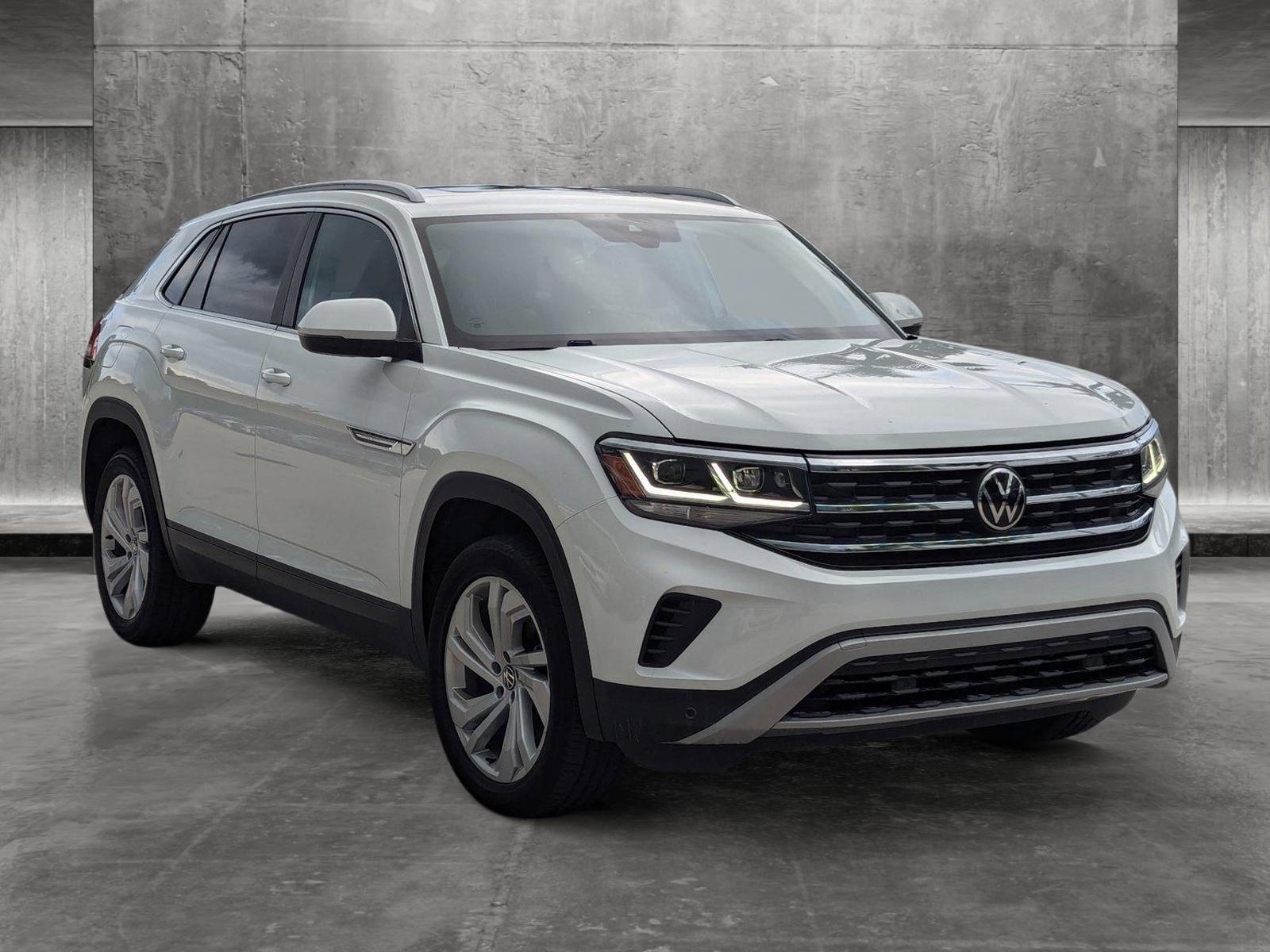 2020 Volkswagen Atlas Cross Sport Vehicle Photo in Delray Beach, FL 33444