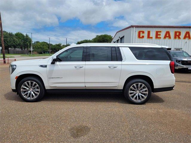 Used 2021 GMC Yukon XL Denali with VIN 1GKS2JKLXMR165513 for sale in Victoria, TX