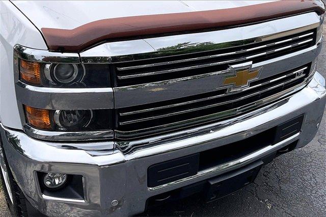 2015 Chevrolet Silverado 2500HD Built After Aug 14 Vehicle Photo in INDEPENDENCE, MO 64055-1314