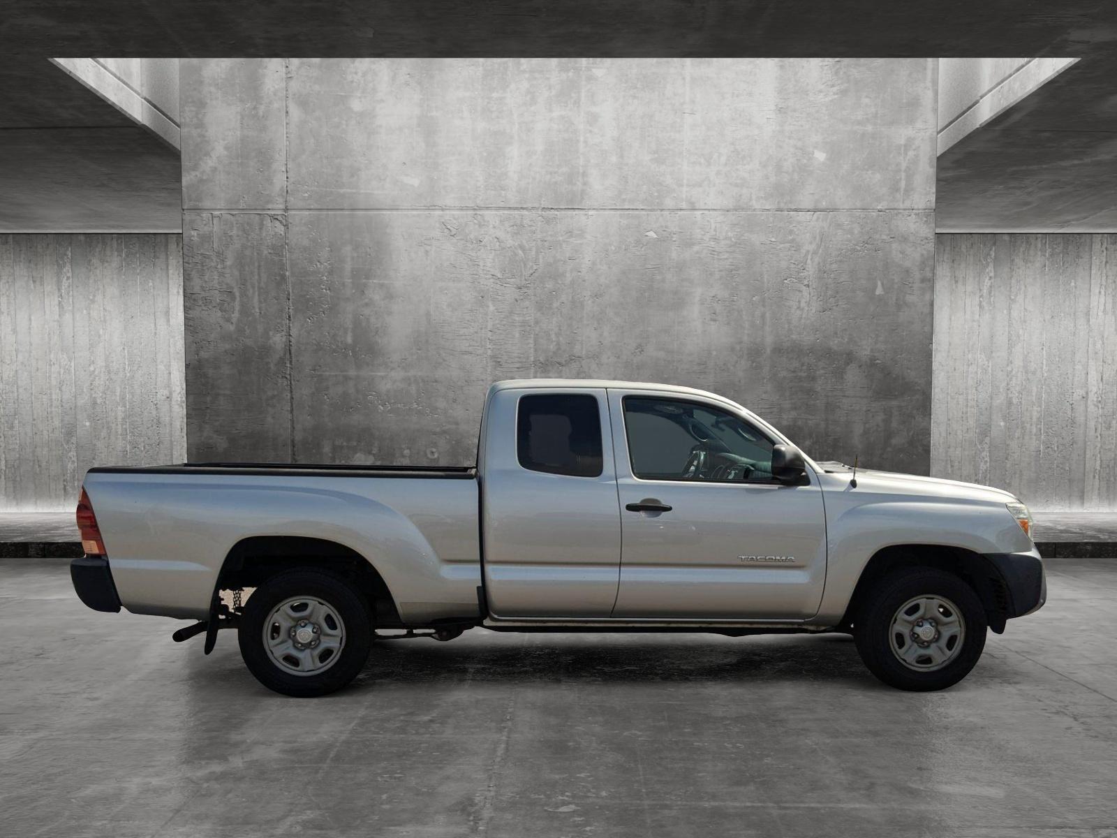 2013 Toyota Tacoma Vehicle Photo in St. Petersburg, FL 33713