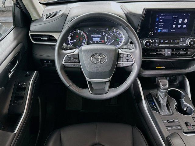 2024 Toyota Highlander Vehicle Photo in Flemington, NJ 08822