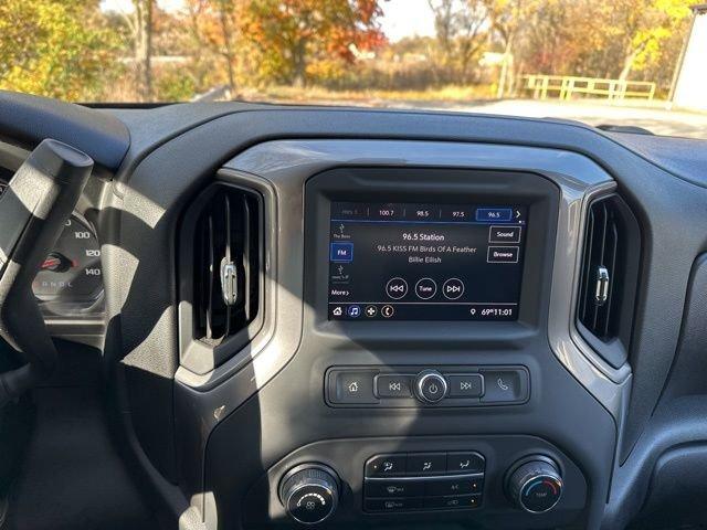 2021 Chevrolet Silverado 1500 Vehicle Photo in MEDINA, OH 44256-9631