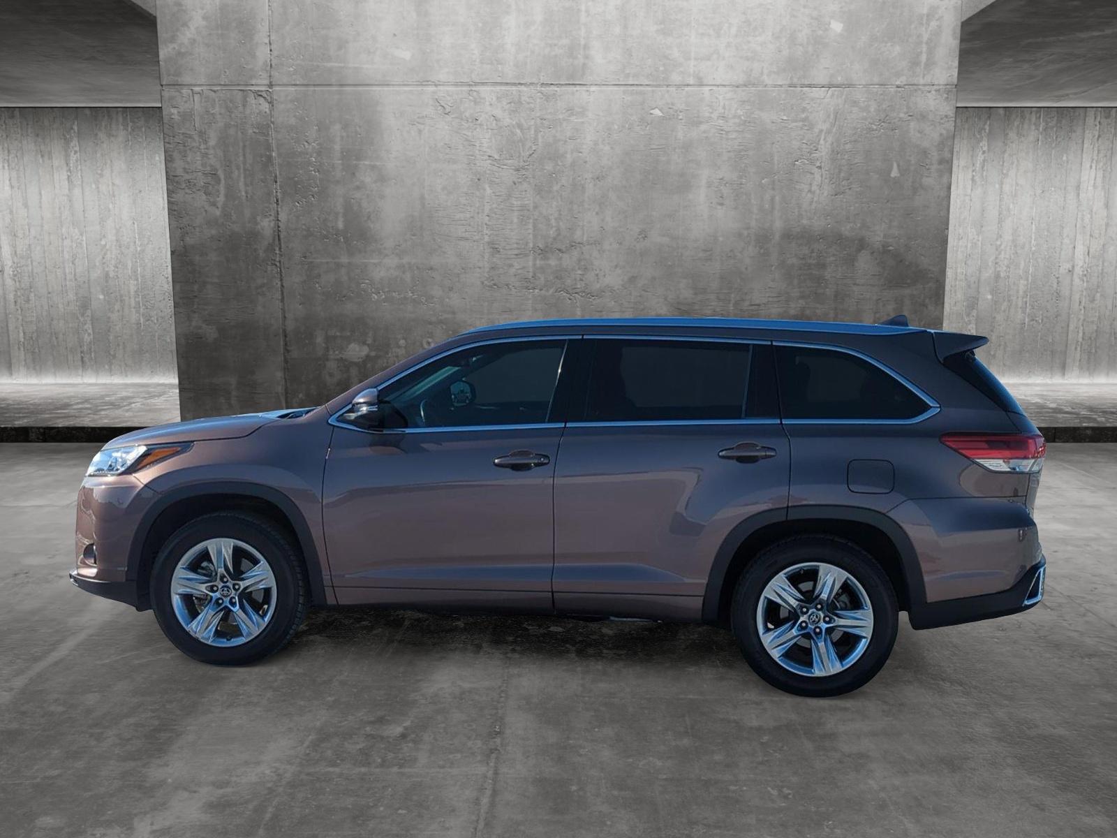 2019 Toyota Highlander Vehicle Photo in Ft. Myers, FL 33907