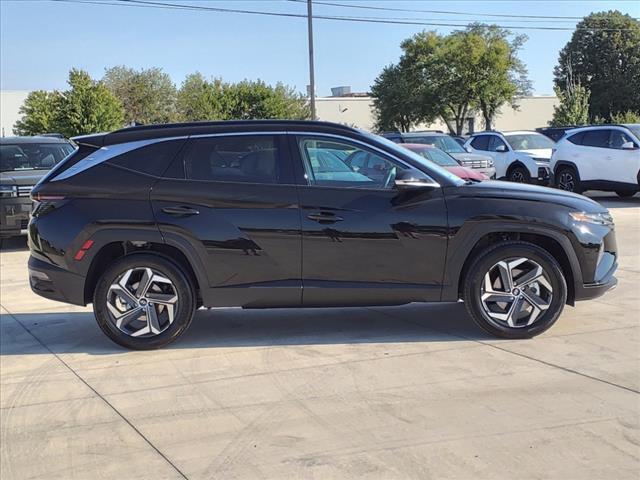 2024 Hyundai TUCSON Hybrid Vehicle Photo in Peoria, IL 61615