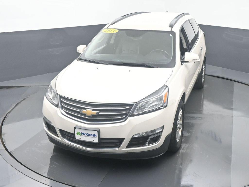 2013 Chevrolet Traverse Vehicle Photo in Cedar Rapids, IA 52402