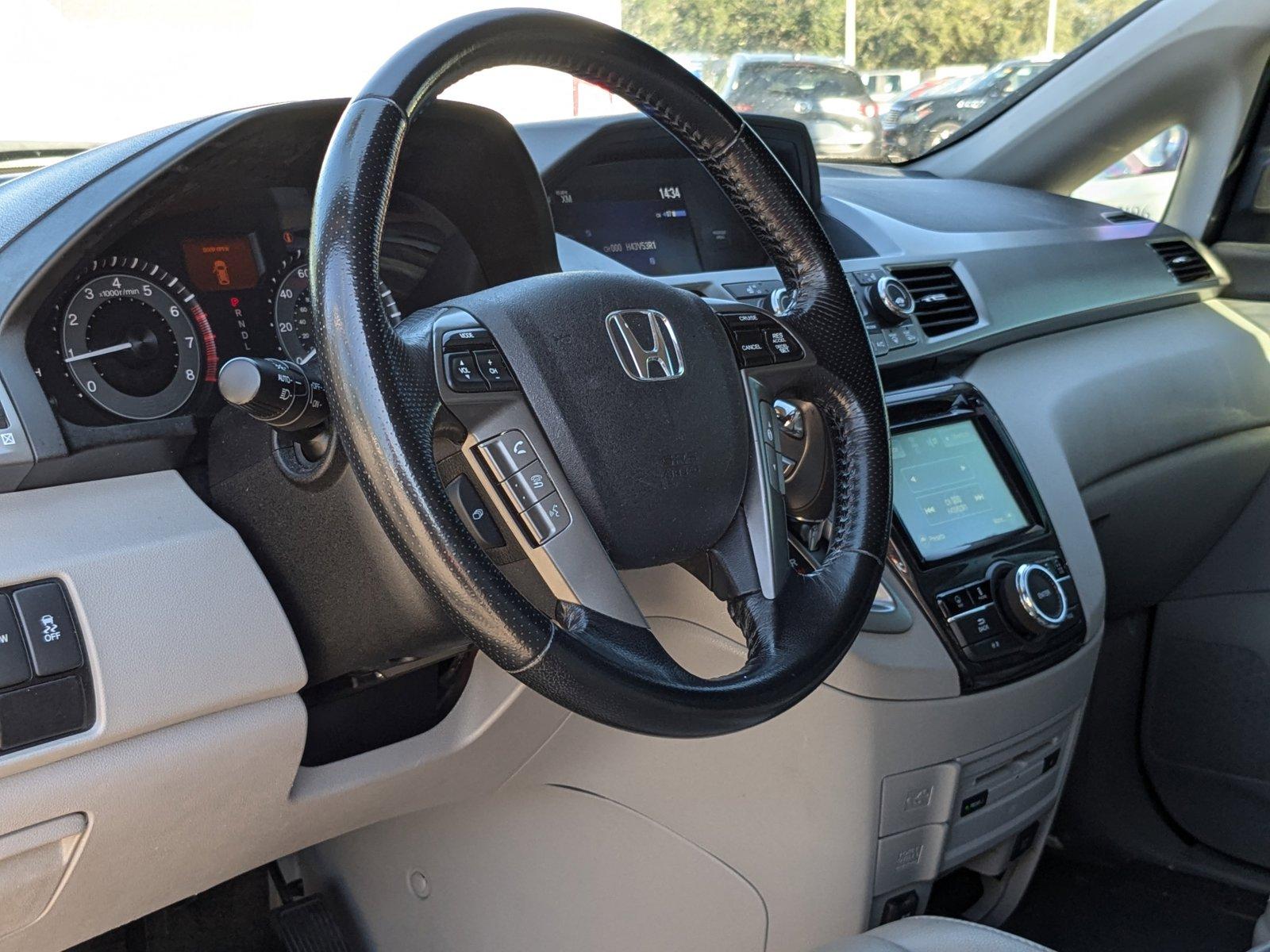 2016 Honda Odyssey Vehicle Photo in St. Petersburg, FL 33713