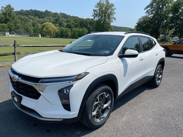 2024 Chevrolet Trax Vehicle Photo in THOMPSONTOWN, PA 17094-9014