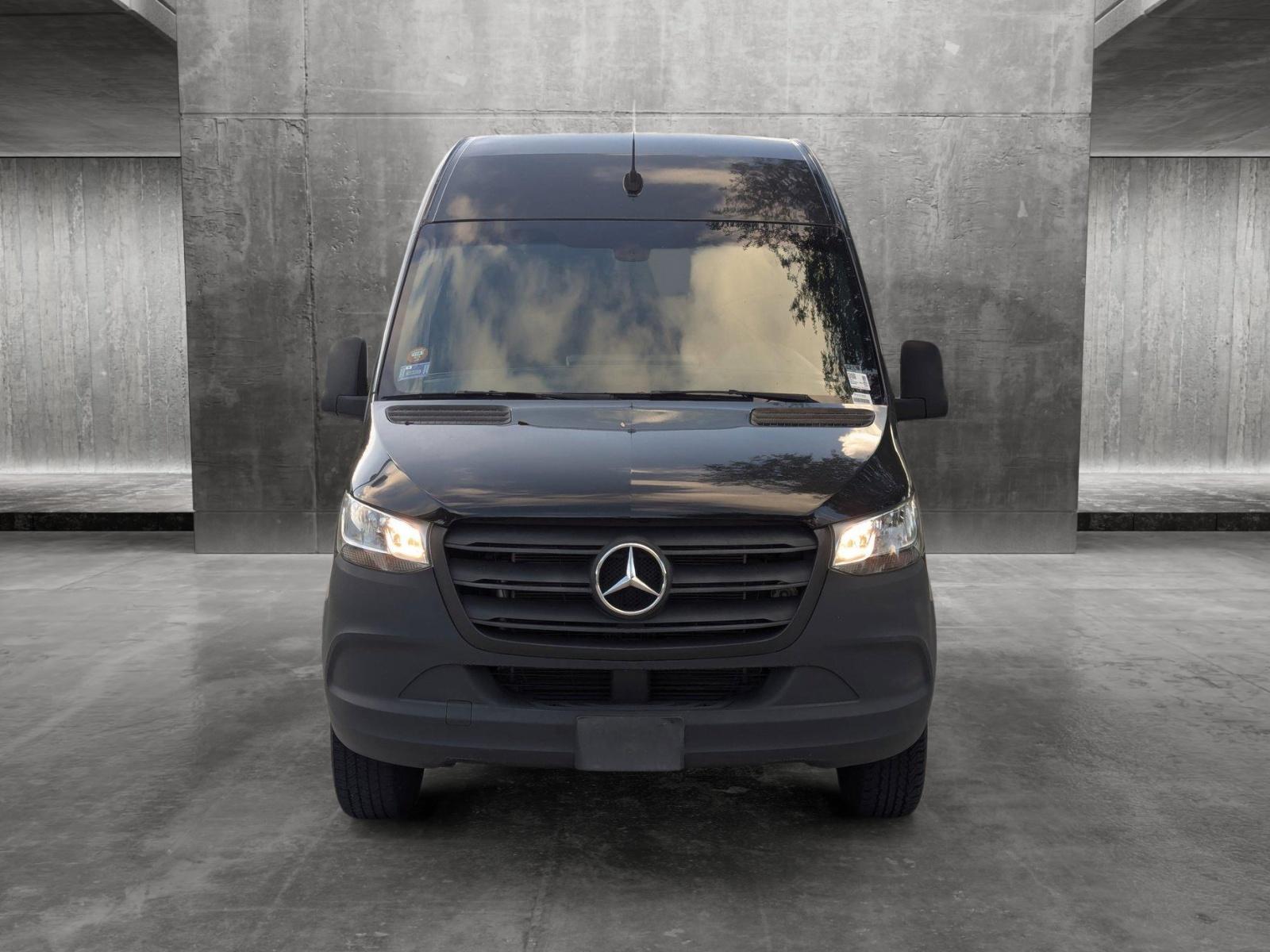 2019 Mercedes-Benz Sprinter Cargo Van Vehicle Photo in Coconut Creek, FL 33073