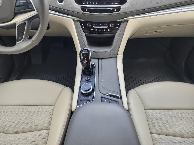 2024 Cadillac XT5 Vehicle Photo in PARIS, TX 75460-2116