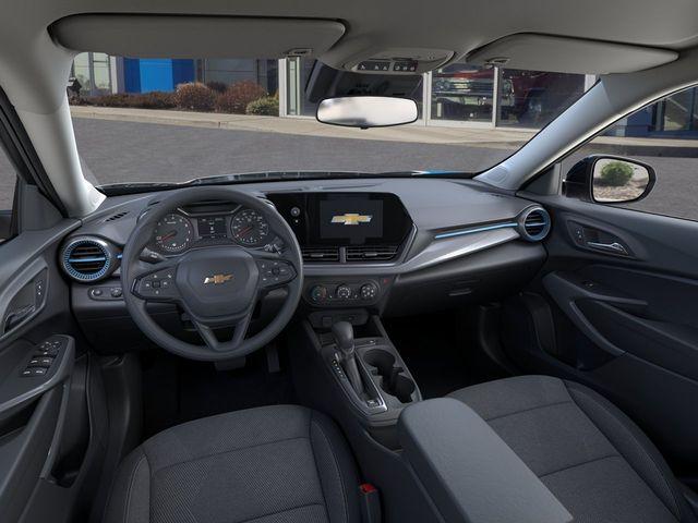 2025 Chevrolet Trax Vehicle Photo in DANBURY, CT 06810-5034