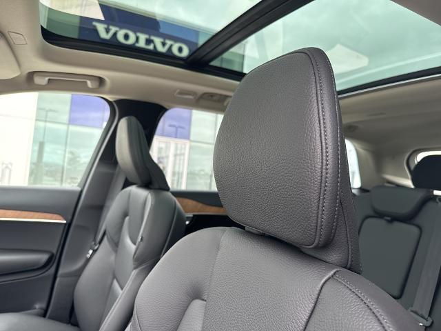 2025 Volvo XC90 Plug-In Hybrid Vehicle Photo in Grapevine, TX 76051