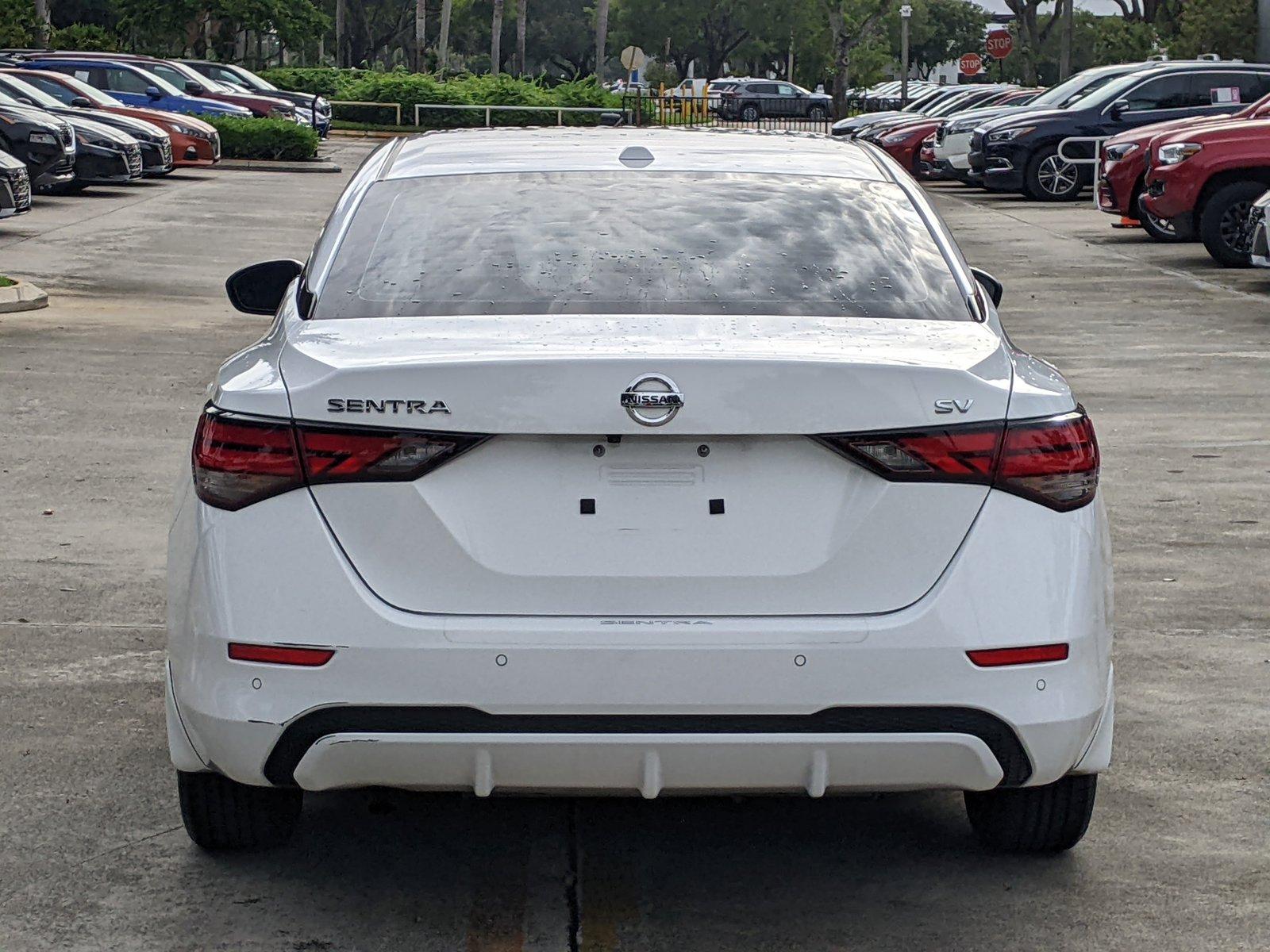 2021 Nissan Sentra Vehicle Photo in Pembroke Pines , FL 33084