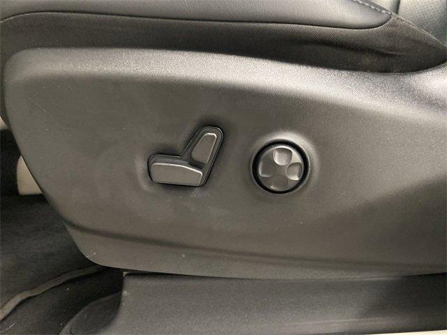 2023 Chrysler Pacifica Vehicle Photo in PORTLAND, OR 97225-3518