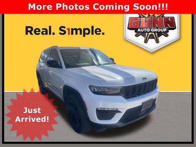 2023 Jeep Grand Cherokee Vehicle Photo in SELMA, TX 78154-1460