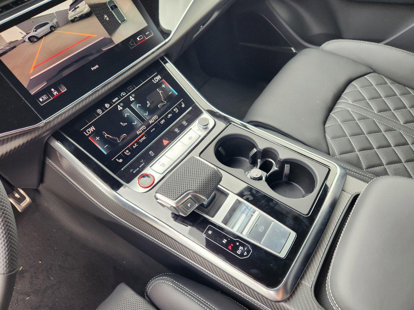 2025 Audi SQ7 Vehicle Photo in SUGAR LAND, TX 77478