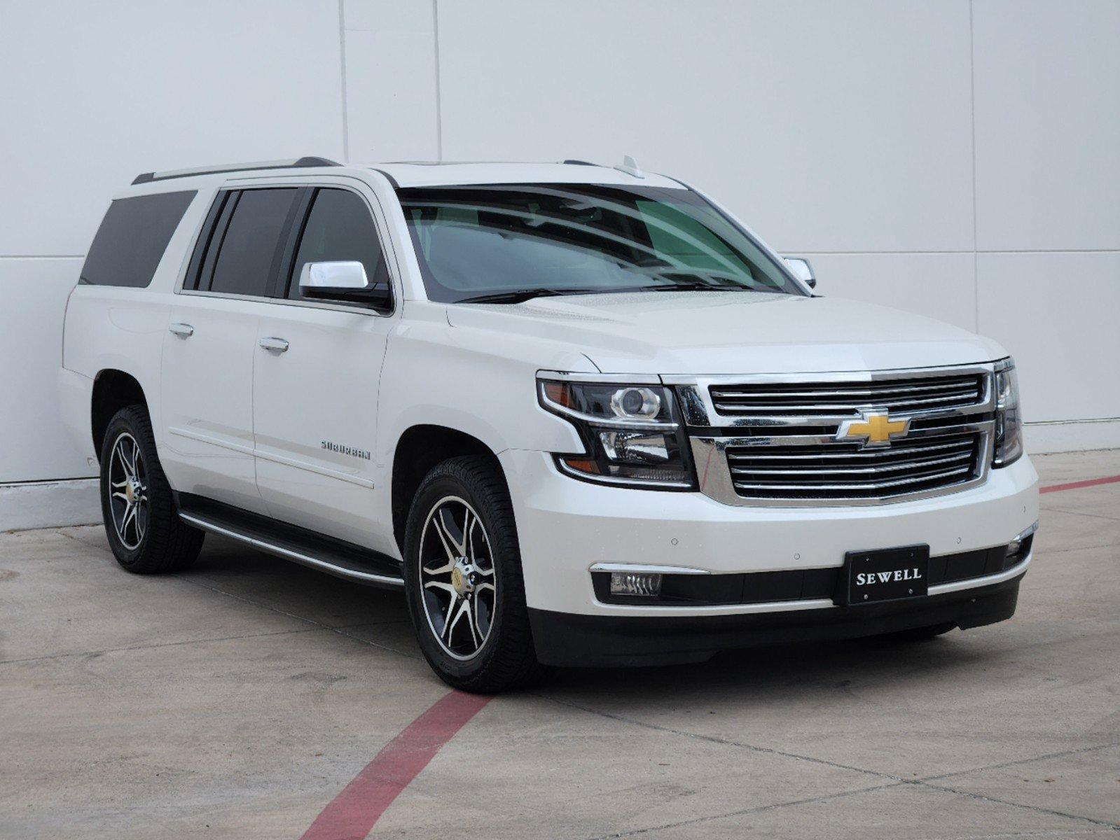 2017 Chevrolet Suburban Vehicle Photo in GRAPEVINE, TX 76051-8302