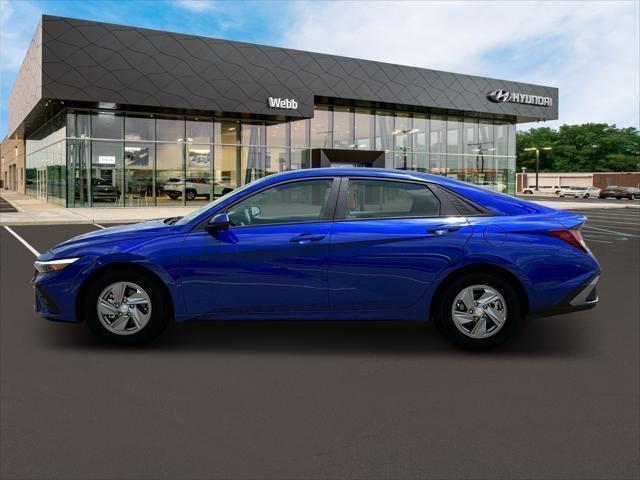 2024 Hyundai ELANTRA Vehicle Photo in Merrillville, IN 46410-5311