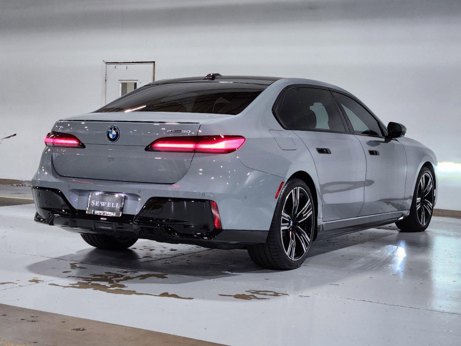 2024 BMW i7 Vehicle Photo in GRAPEVINE, TX 76051