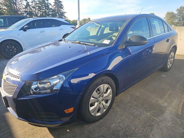 2012 Chevrolet Cruze Vehicle Photo in PUYALLUP, WA 98371-4149