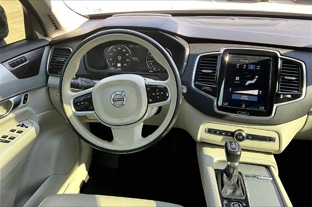 2022 Volvo XC90 Vehicle Photo in Houston, TX 77007