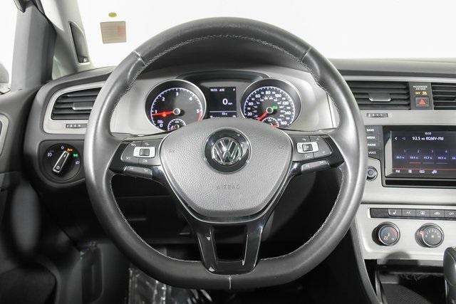 2015 Volkswagen Golf SportWagen Vehicle Photo in Puyallup, WA 98371