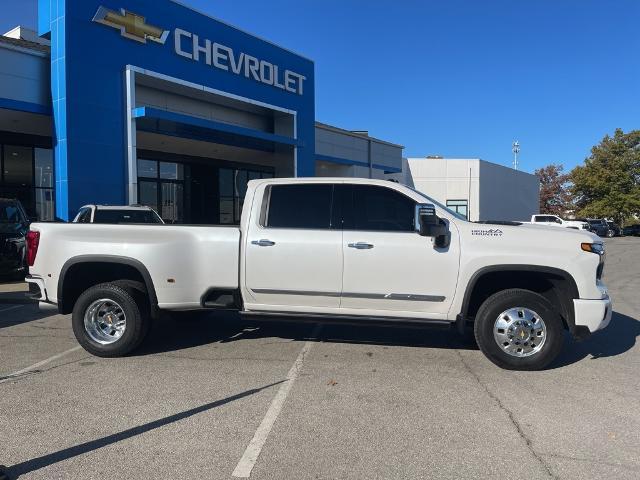 Used 2024 Chevrolet Silverado 3500HD High Country with VIN 1GC4YVEY1RF373287 for sale in Kansas City