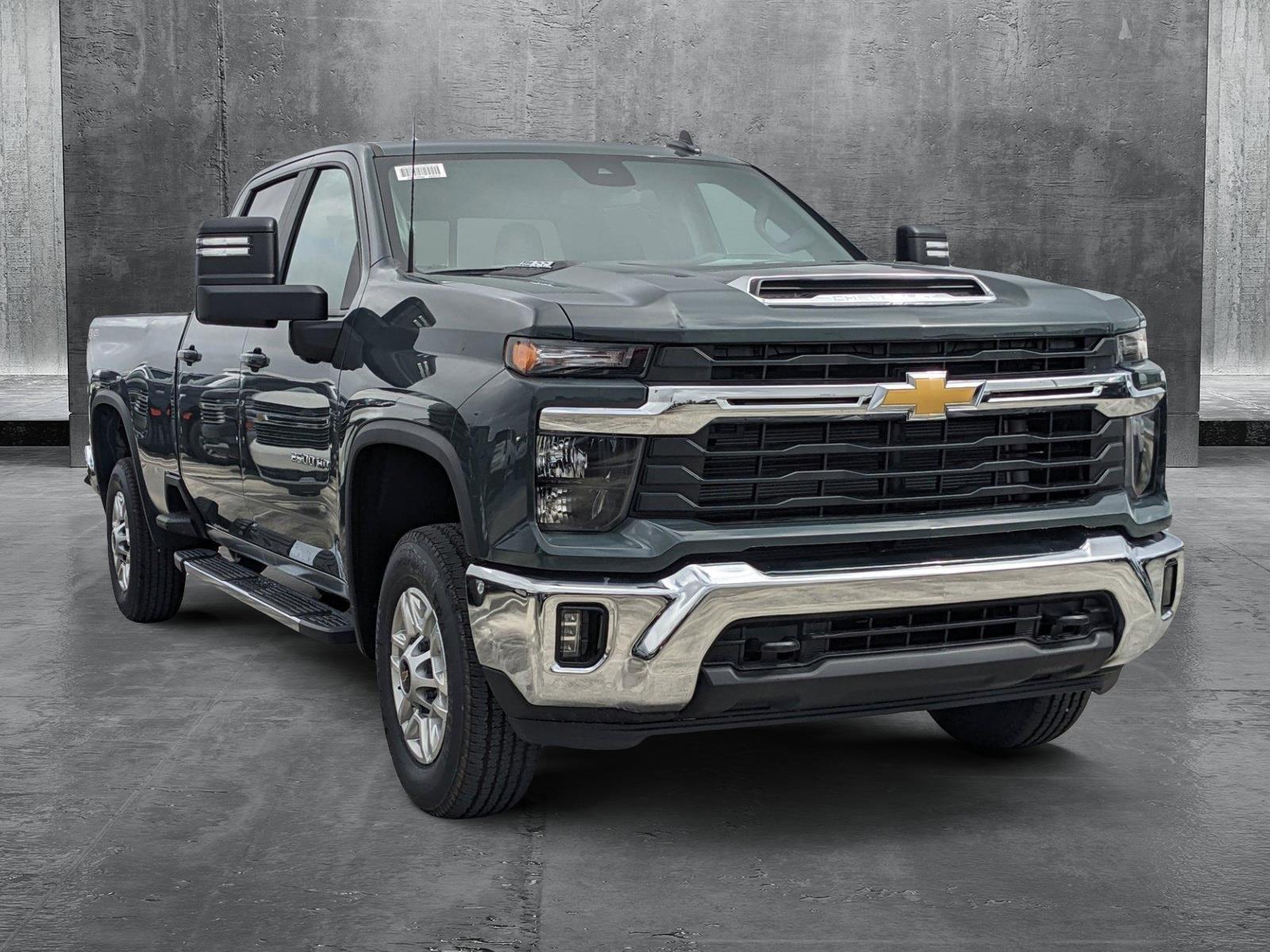 2025 Chevrolet Silverado 2500 HD Vehicle Photo in PEMBROKE PINES, FL 33024-6534