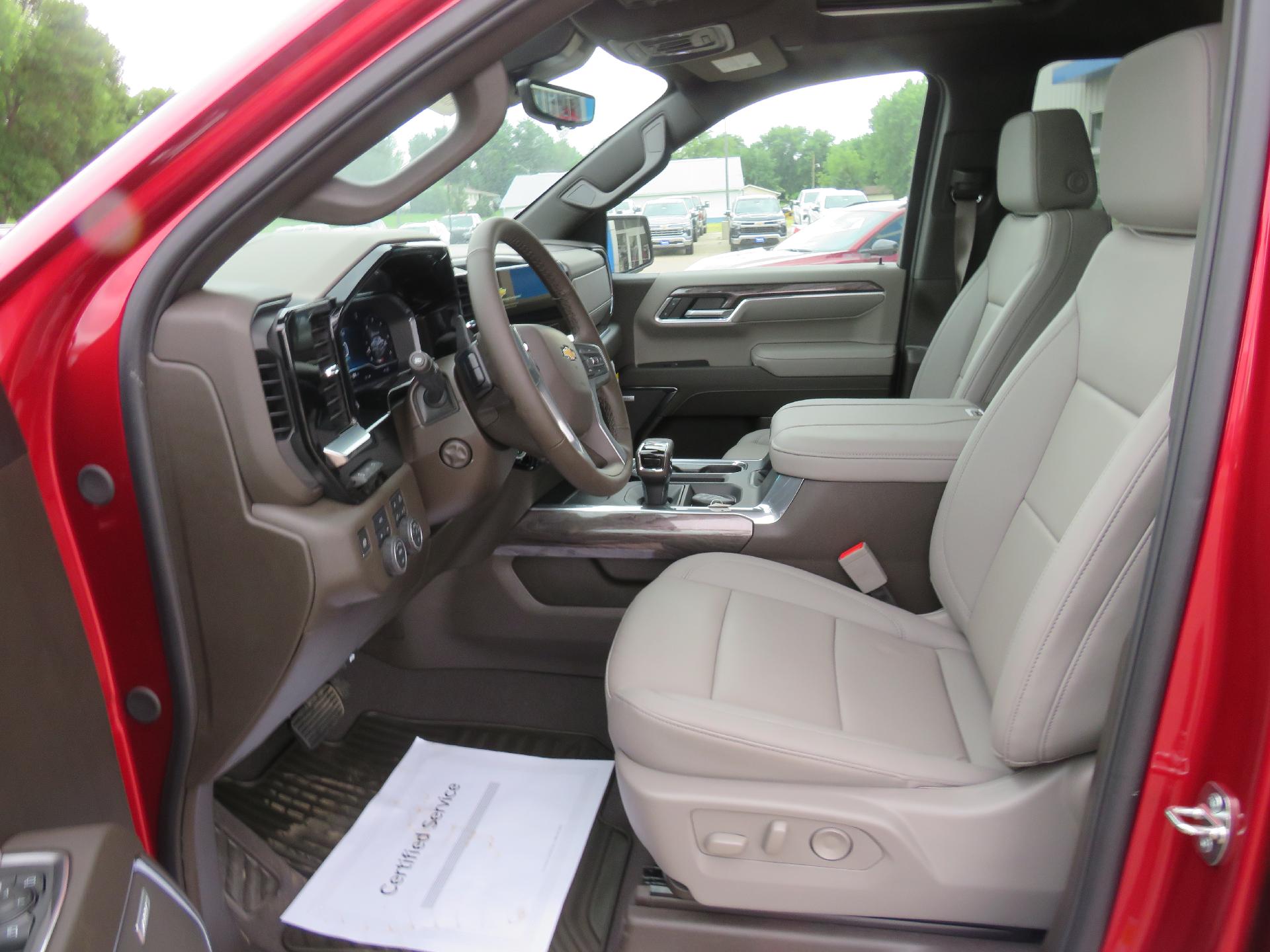 2024 Chevrolet Silverado 1500 Vehicle Photo in MAPLETON, IA 51034-1072