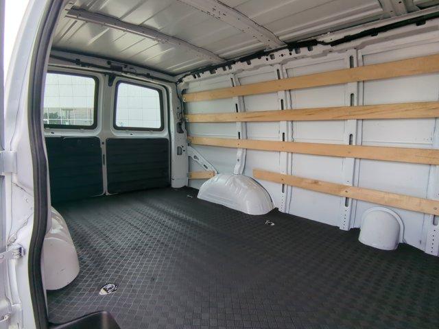 2022 GMC Savana Cargo Van Vehicle Photo in SELMA, TX 78154-1460