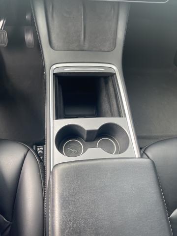 2021 Tesla Model Y Vehicle Photo in VENTURA, CA 93003-8585