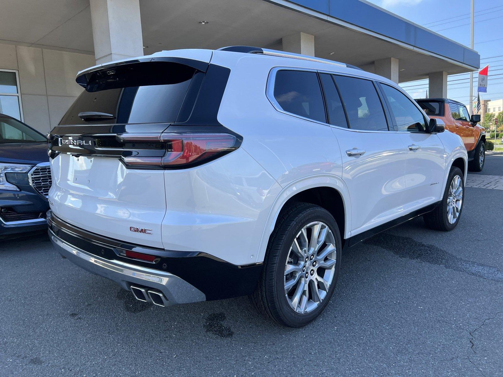 2024 GMC Acadia Vehicle Photo in MONROE, NC 28110-8431