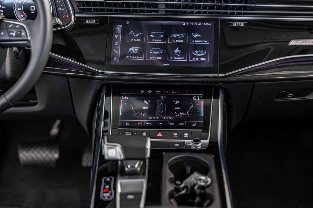 2024 Audi Q7 Vehicle Photo in Saint Charles, IL 60174