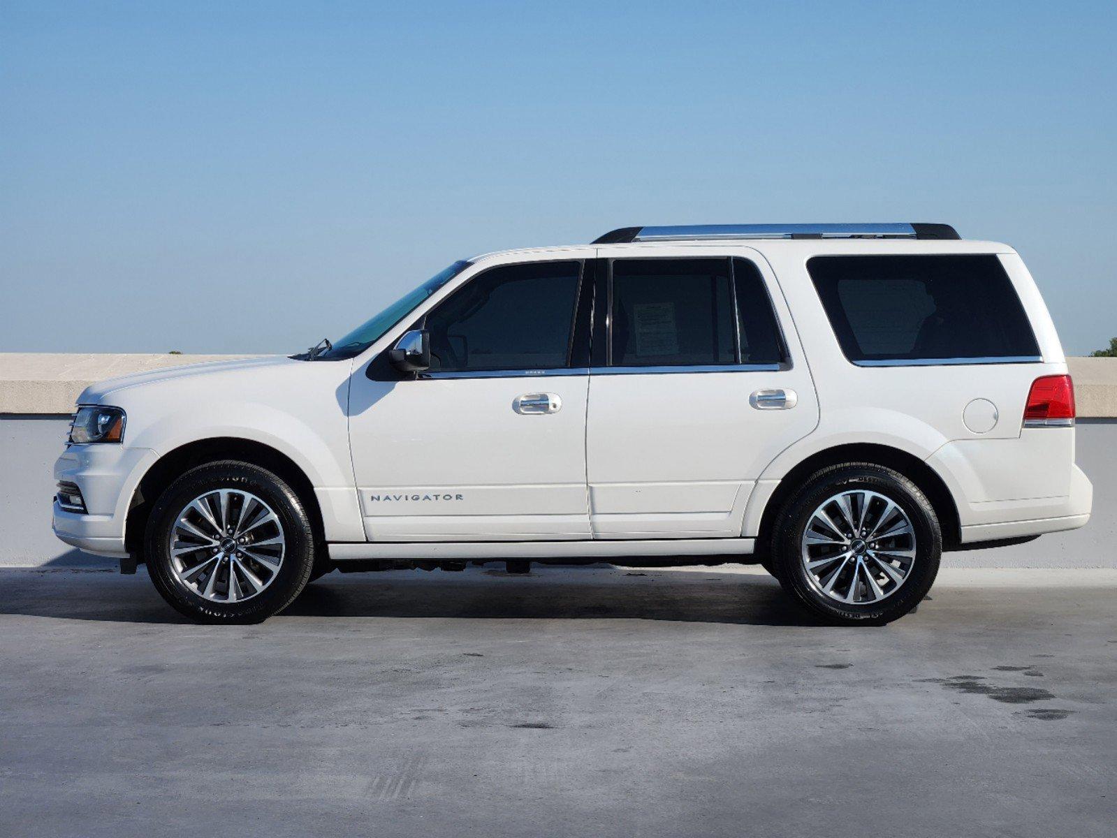 2016 Lincoln Navigator Vehicle Photo in DALLAS, TX 75209