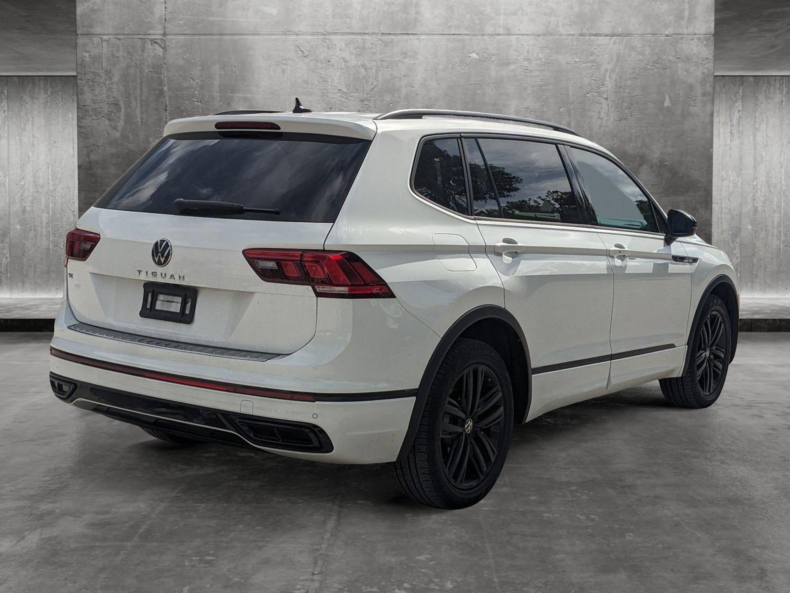 2022 Volkswagen Tiguan Vehicle Photo in GREENACRES, FL 33463-3207