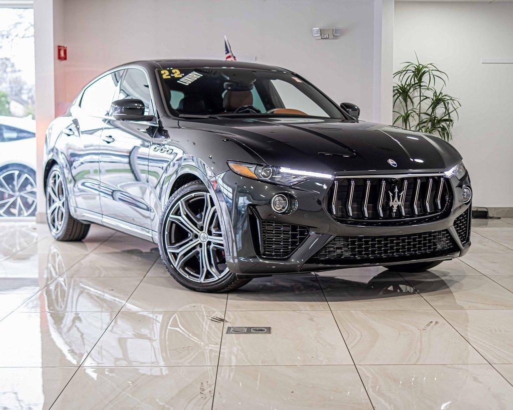 2022 Maserati Levante Vehicle Photo in Saint Charles, IL 60174