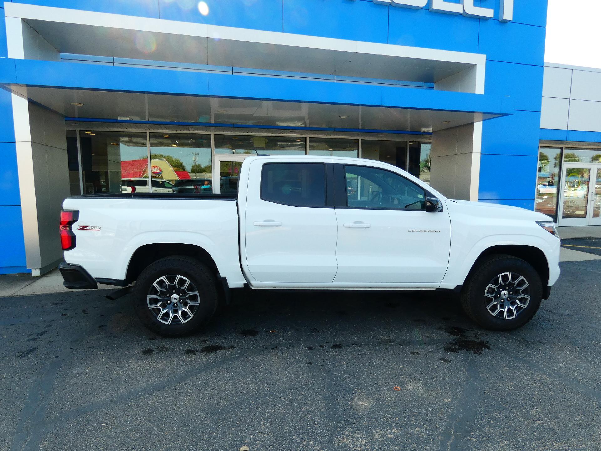 Used 2023 Chevrolet Colorado Z71 with VIN 1GCPTDEK9P1130225 for sale in Jamestown, ND