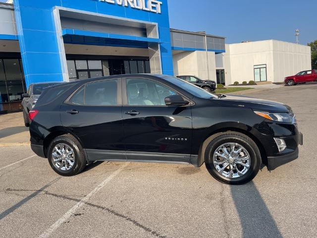 Used 2020 Chevrolet Equinox LS with VIN 2GNAXHEV5L6209305 for sale in Kansas City