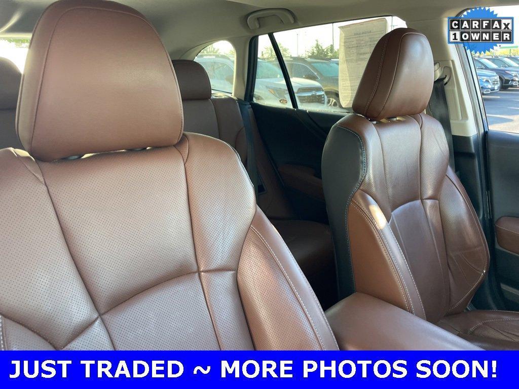 2020 Subaru Outback Vehicle Photo in Saint Charles, IL 60174