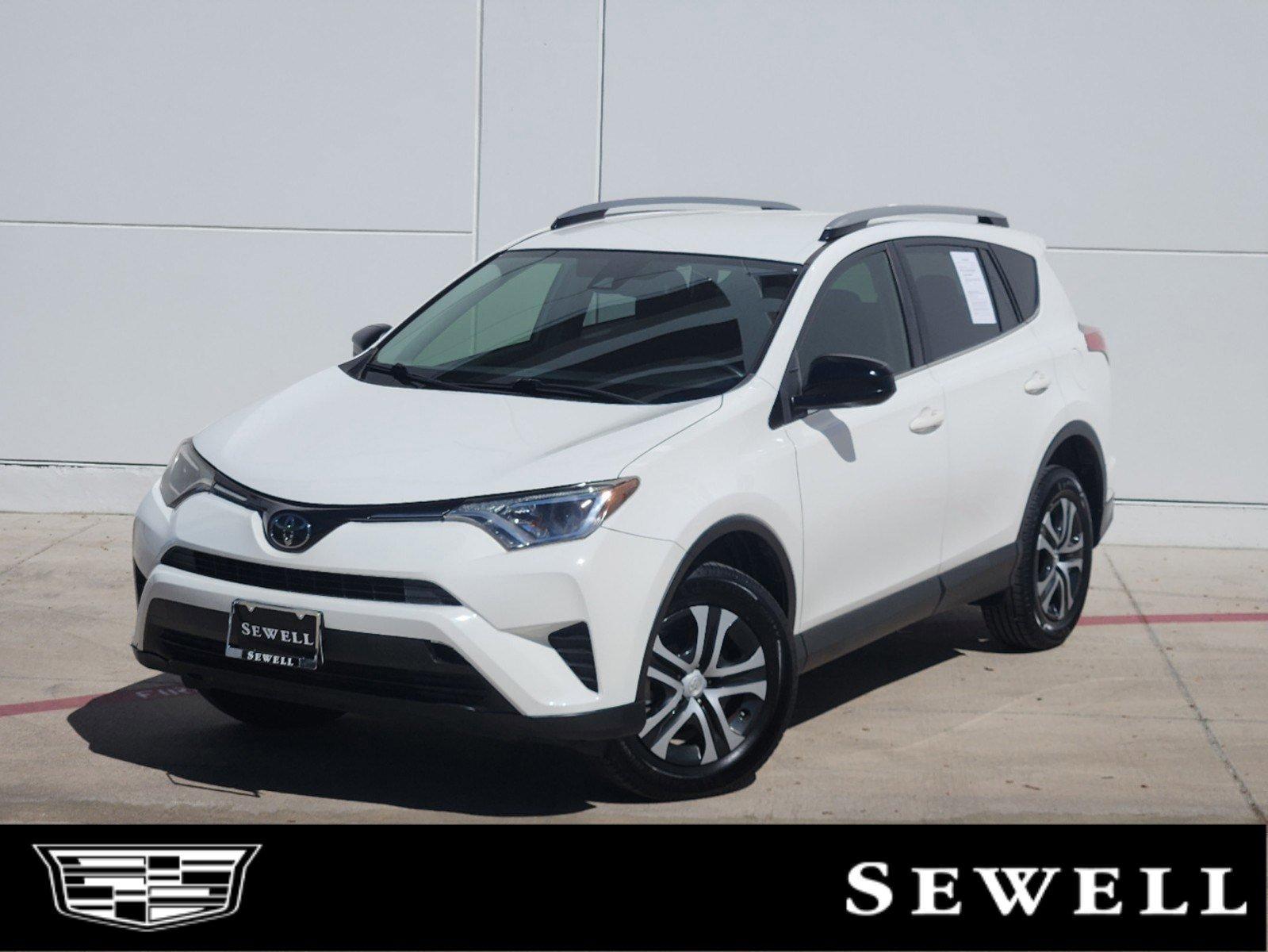 2018 Toyota RAV4 Vehicle Photo in GRAPEVINE, TX 76051-8302