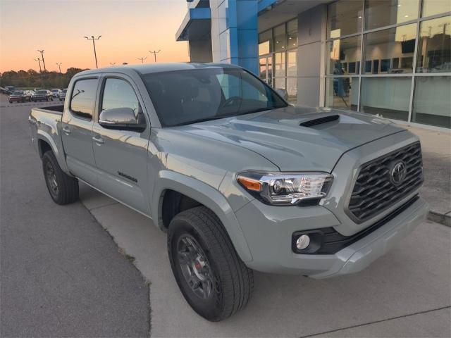 2022 Toyota Tacoma 4WD Vehicle Photo in ALCOA, TN 37701-3235