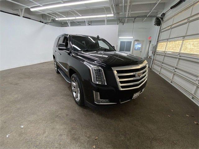 2017 Cadillac Escalade Vehicle Photo in PORTLAND, OR 97225-3518