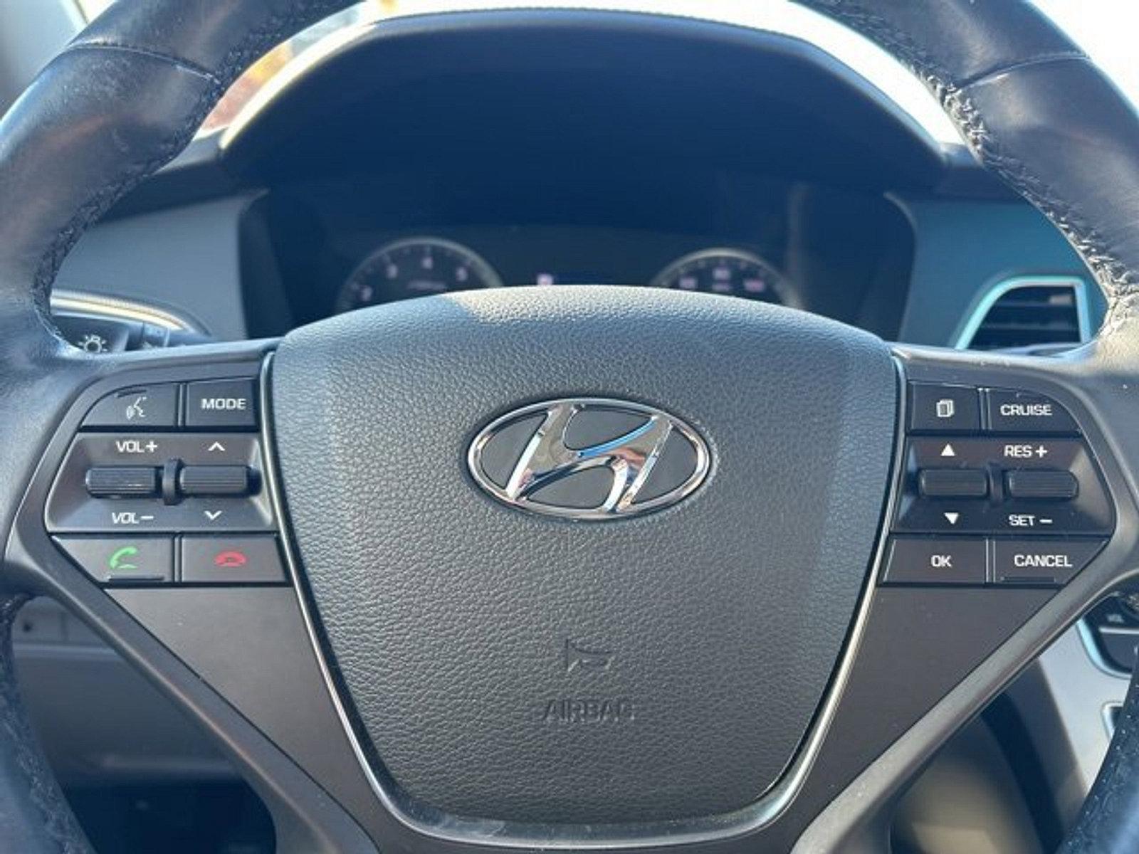 2016 Hyundai SONATA Vehicle Photo in Harrisburg, PA 17111