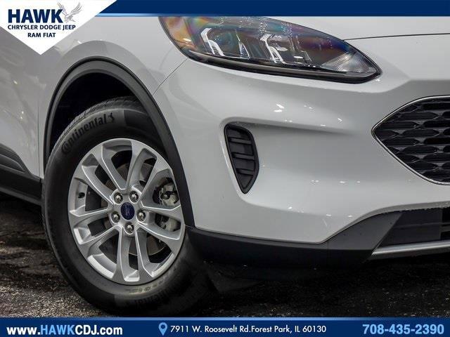 2022 Ford Escape Vehicle Photo in Saint Charles, IL 60174